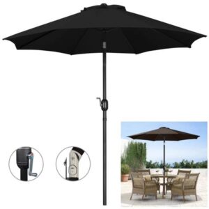 **Produto:** Ombrelone Guarda Sol 3m Grande com Manivela Articulado Jardim Piscina Maresias Preto - Amz

### Descrição Detalhada do Produto:

**Tipo de Ombrelone:** Central  
- **Estrutura:** Fabricada em metal, especificamente em aço carbono, garantindo robustez e estabilidade.  
- **Cobertura:** Tecido de poliéster 100%, que é à prova d'água e proporciona proteção UV 50+, ideal para ambientes externos.

**Dimensões:**
- **Altura:** 2,50 metros
- **Largura:** 2,93 metros (diâmetro da cobertura quando aberto)

**Cor:** Preto (tonalidade uniforme)  
**Marca:** Amz Importados

### Características Funcionais:

- **Articulável:** Sim, permite ajustar a inclinação lateral para melhor sombreamento.  
- **Giro 360º:** Não, mas a inclinação lateral oferece flexibilidade de uso.  
- **Sistema de Abertura:** Equipado com manivela que facilita a abertura e fechamento do ombrelone.  
- **Proteção UV:** Sim, com fator de proteção solar 50 UV, ideal para proteger contra os raios solares.  
- **Base:** O ombrelone não acompanha base; recomenda-se o uso de uma base própria com peso mínimo de 20 kg.  
- **Peso:** 6,80 kg, tornando-o leve o suficiente para manuseio, mas estável quando montado.  
- **Montagem:** Produto enviado desmontado, com complexidade de montagem baixa, podendo ser montado por uma pessoa sem experiência.  

### Materiais e Acabamento:

- **Material da Estrutura:** Aço carbono com pintura eletrostática a pó, oferecendo resistência à corrosão e impactos.  
- **Cobertura:** Tecido poliéster durável e fácil de limpar, com acabamento que facilita a manutenção.  
- **Ventilação:** Design especial de ventilação para suporte ao fluxo de ar, mantendo o ambiente fresco.  

### Instruções de Uso e Cuidados:

- **Utilização:** Ideal para jardins, pátios, áreas de piscina, praias, e eventos ao ar livre.  
- **Manutenção:** Recomenda-se cobrir ou guardar o ombrelone quando não estiver em uso para prolongar sua vida útil. Em condições climáticas extremas, é aconselhável fechá-lo para evitar danos.  
- **Dimensões Fechado:** Altura de 1,50 metros e diâmetro de 17 cm, facilitando o armazenamento.  

### Garantia:
- **Garantia do Fabricante:** 3 meses, assegurando a qualidade do produto.

### Observações:
- Os objetos decorativos presentes nas imagens não estão incluídos na venda do ombrelone.  
- É proibida a veiculação de fotos, textos e layout sem autorização da loja.  

**Código do Produto:** AMZ10018  
**Categoria:** Móveis e Decoração - Ombrelones e Guarda-Sóis  

Essas características tornam o Ombrelone Guarda Sol Maresias uma excelente escolha para quem busca conforto e estilo em áreas externas.